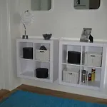 2 Bedroom Luxury Seafront, Free Pick Up! Apartamento