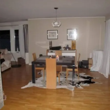 2 Bedroom Luxury Seafront, Free Pick Up! Tromso