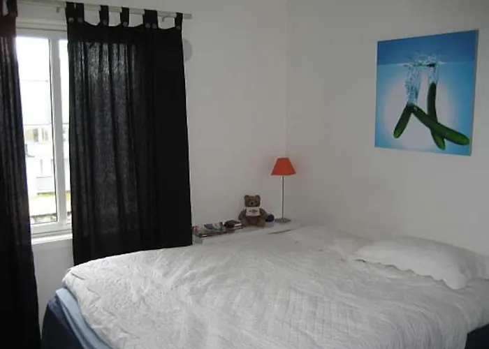2 Bedroom Luxury Seafront, Free Pick Up! Apartmán *