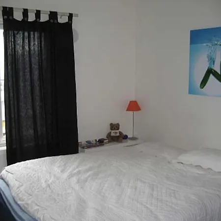 2 Bedroom Luxury Seafront, Free Pick Up! Daire *