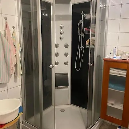 公寓 2 Bedroom Luxury Seafront, Free Pick Up!