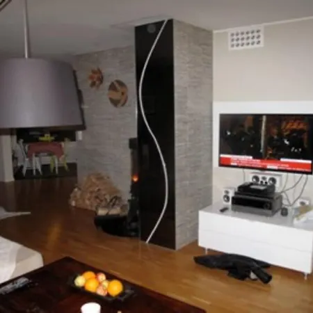 Apartament 2 Bedroom Luxury Seafront, Free Pick Up! *